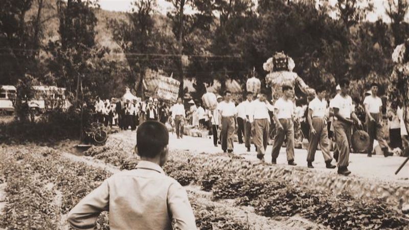 走破腳皮也要去，白沙屯媽祖徒步進香