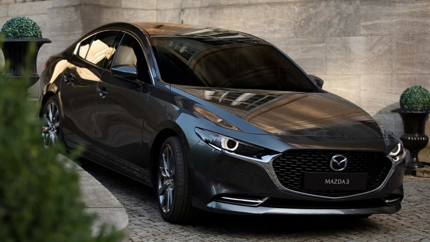 2024 Mazda 3 4D 20S Premium