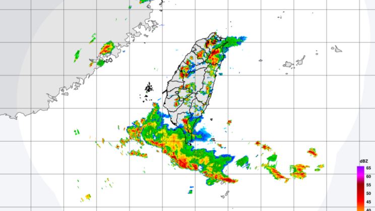 雨區再擴大！大雷雨狂轟8縣市 這4區暴雨告警