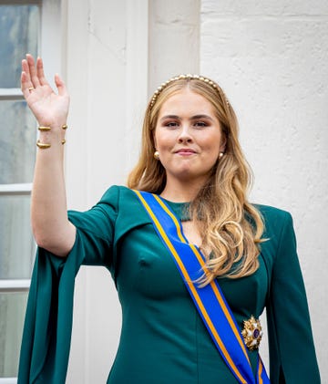 amalia de holanda vestido verde escote