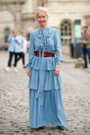 Blue, Clothing, Denim, Street fashion, Fashion, Jeans, Dress, Outerwear, Textile, Electric blue, 