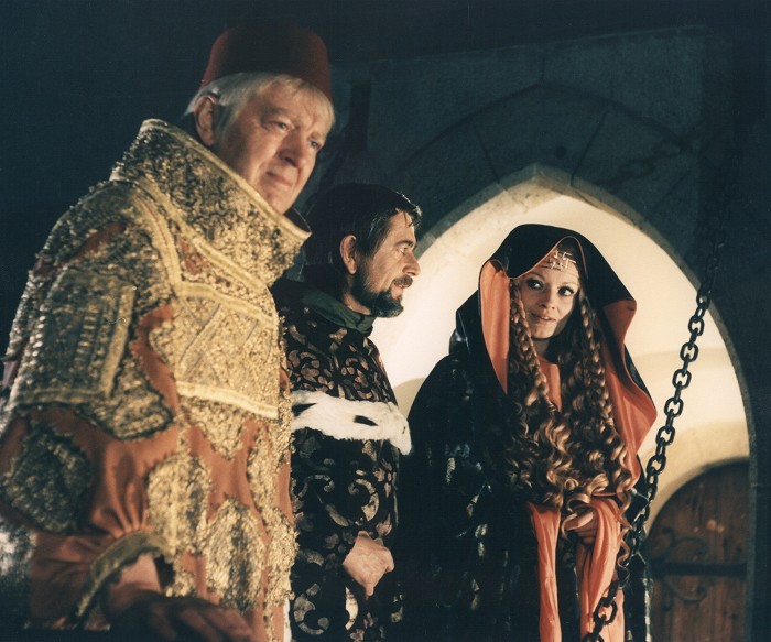 Jana Brejchová, Vlastimil Brodský, and Karel Höger in Noc na Karlstejne (1974)