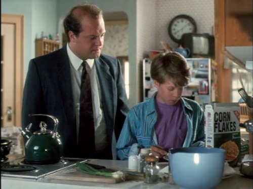 Michael Chiklis and Kaj-Erik Eriksen in The Commish (1991)