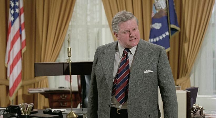 Charles Durning in Twilight's Last Gleaming (1977)