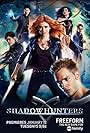 Harry Shum Jr., Emeraude Toubia, Katherine McNamara, Dominic Sherwood, Matthew Daddario, and Alberto Rosende in Shadowhunters (2016)