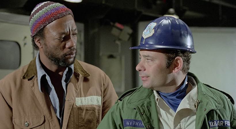 Paul Winfield and Burt Young in Twilight's Last Gleaming (1977)