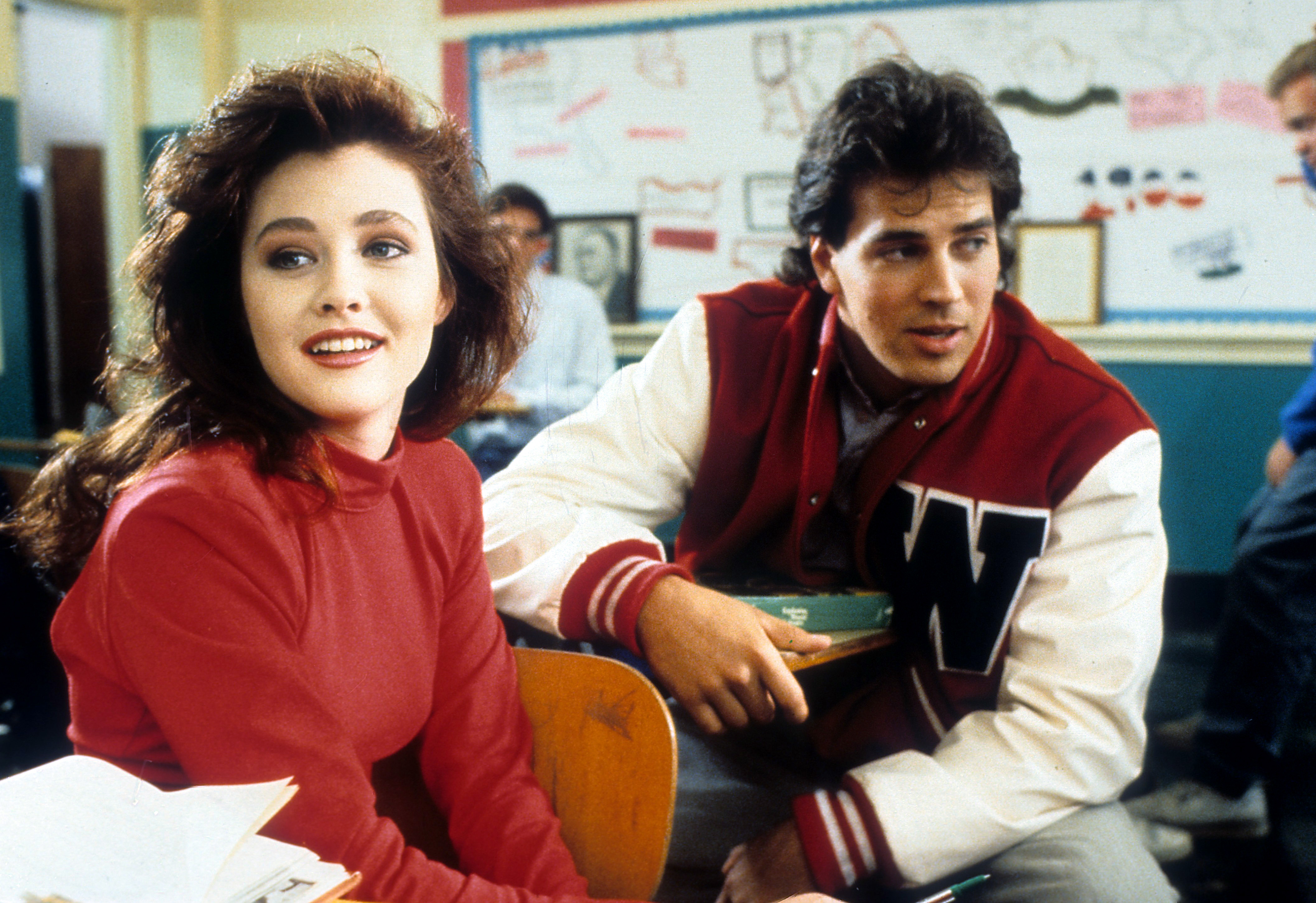 Shannen Doherty and Patrick Labyorteaux in Heathers (1988)