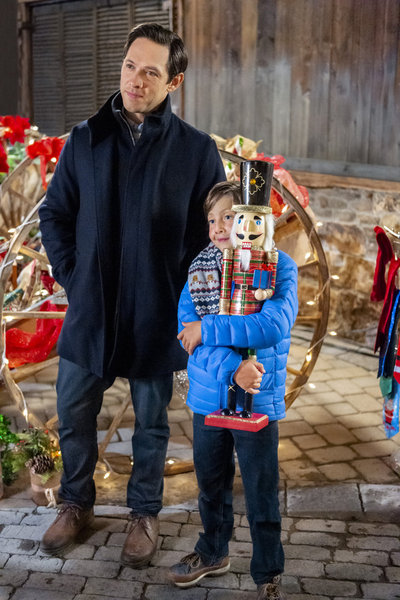 Kenneth Cummins and Michael Rady in The Christmas Bow (2020)