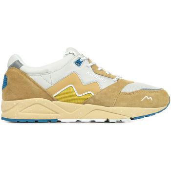 Schoenen Sneakers Karhu Aria 95 Brown