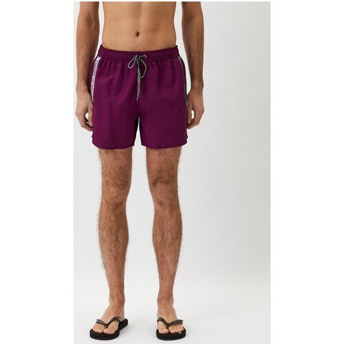 Textiel Heren Zwembroeken/ Zwemshorts Emporio Armani 211740 4R443 Violet