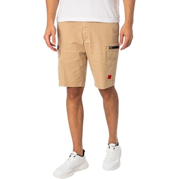 Textiel Heren Korte broeken / Bermuda's BOSS Johnny232D Cargoshort Beige