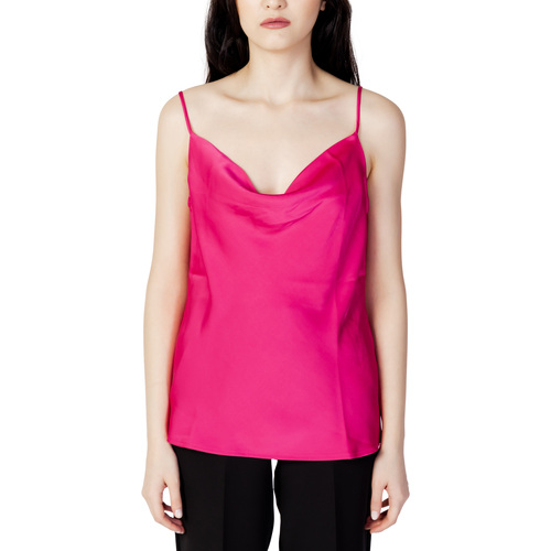 Textiel Dames Mouwloze tops Vila VIRAVENNA SINGLET STRAP TOP 14085600 Rood