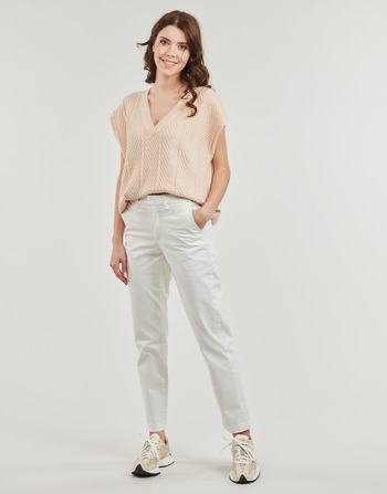 Abbigliamento Donna Chino Levi's ESSENTIAL CHINO 