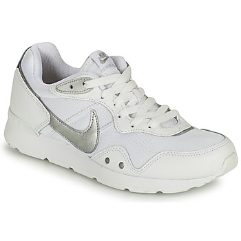 Shoes Women Low top trainers Nike VENTURE RUNNER White