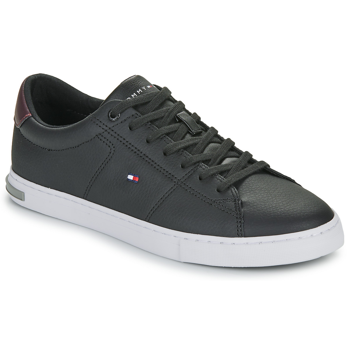 Obuća Muškarci
 Niske tenisice Tommy Hilfiger ESSENTIAL LEATHER DETAIL VULC Crna