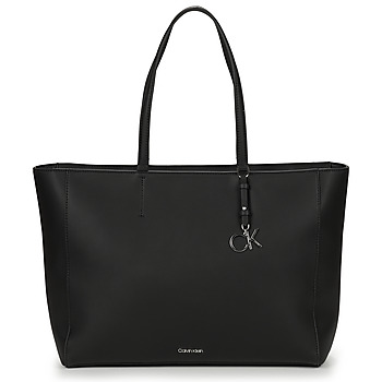 Torbe Žene
 Shopper torbe  Calvin Klein Jeans CK MUST SHOPPER MD Crna