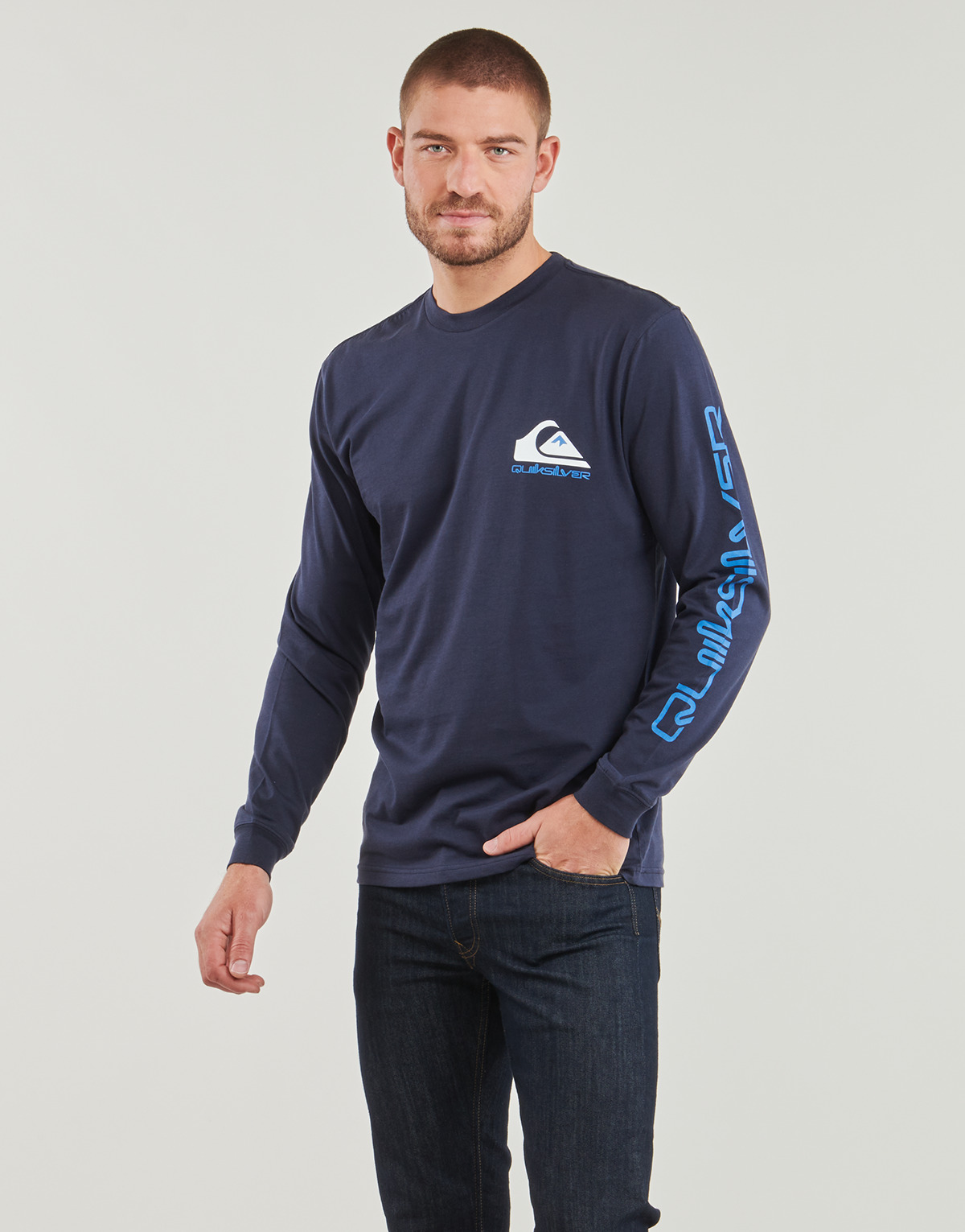 Odjeća Muškarci
 Majice dugih rukava Quiksilver COMP LOGO LS         