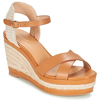 Chaussures Femme Sandales et Nu-pieds André SAND Camel