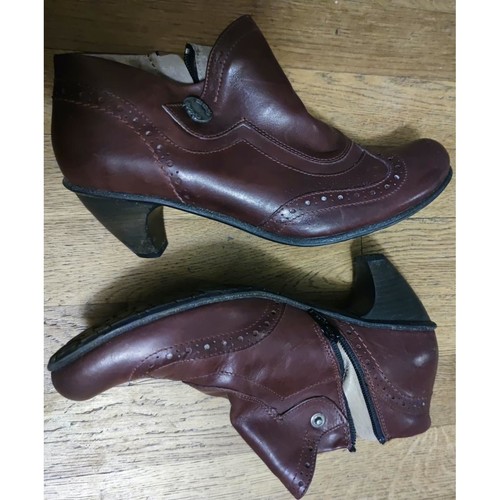 Chaussures Femme Bottines Dkode bottines cuir bordeaux à jolis talons Bordeaux