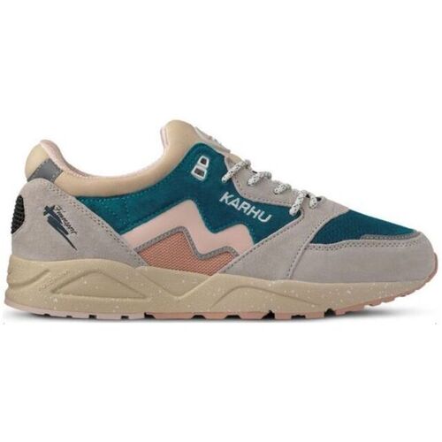 Chaussures Baskets mode Karhu Baskets Aria 95 Silver Lining/Peach Whip Argenté