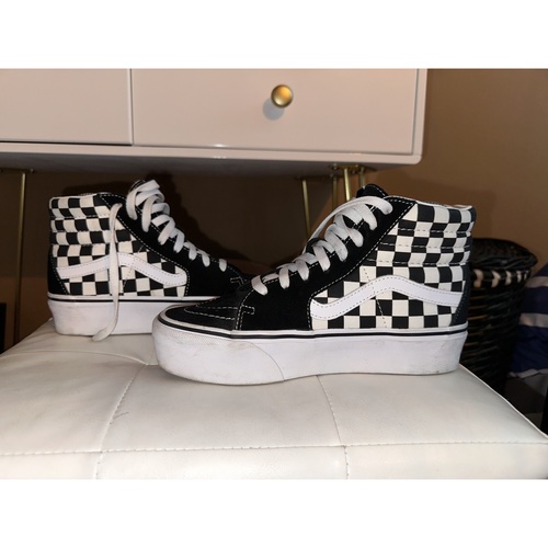 Chaussures Femme Baskets montantes Vans basket vans montantes à carreaux Noir