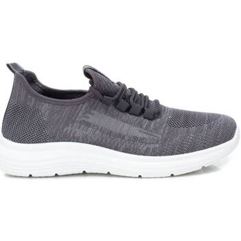 Chaussures Homme Baskets mode Xti 14249701 Gris