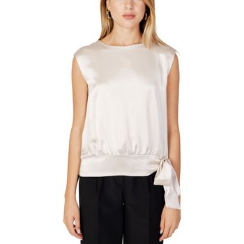 Vêtements Femme Tops / Blouses Sandro Ferrone S7YBDMATT Beige