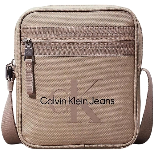 Sacs Pochettes / Sacoches Calvin Klein Jeans Sacoche bandouliere  Ref 63216 m Marron