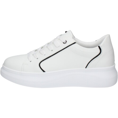 Chaussures Femme Baskets mode Inblu IN 382 Blanc