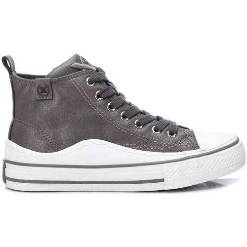 Chaussures Fille Baskets mode Xti 15111504 Gris