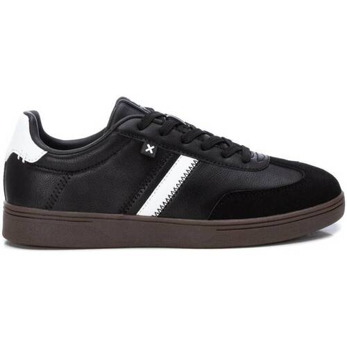 Chaussures Baskets mode Xti 15111801 Noir