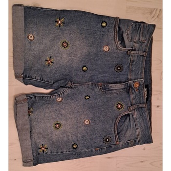 Vêtements Femme Shorts / Bermudas Desigual Bermuda en jean Bleu