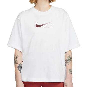 Vêtements Femme T-shirts & Polos Nike DX7932-100 Blanc