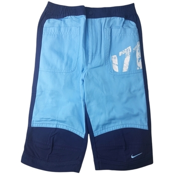 Kleidung Jungen Shorts / Bermudas Nike 490415 Rot