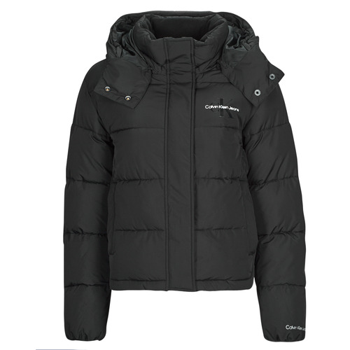 vaatteet Naiset Toppatakki Calvin Klein Jeans MONOLOGO NON DOWN SHORT PUFFER Musta