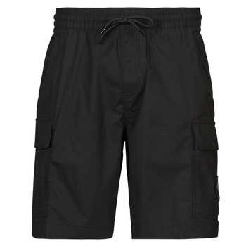 vaatteet Miehet Shortsit / Bermuda-shortsit Calvin Klein Jeans WASHED CARGO SHORT Musta