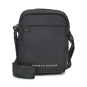 laukut Miehet Pikkulaukut Tommy Hilfiger TH ELEMENT MINI REPORTER Musta