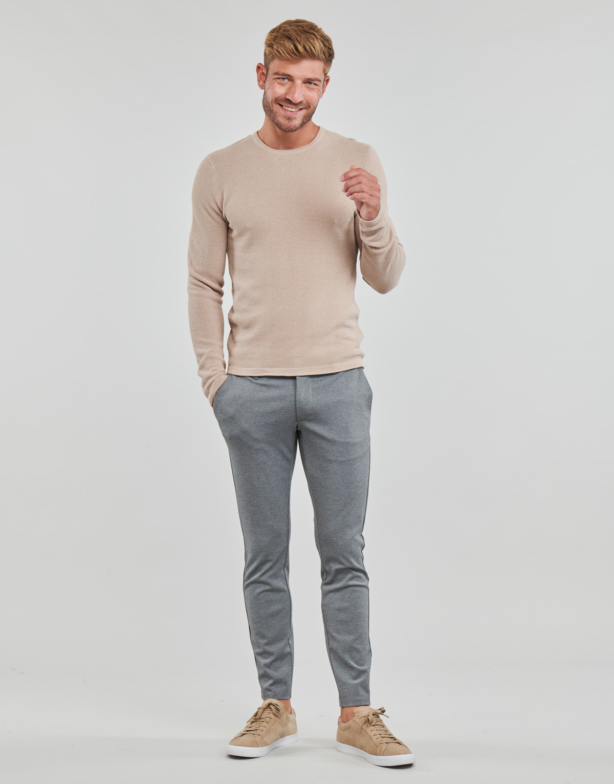 Ruhák Férfi Chino nadrágok / Carrot nadrágok Only & Sons  ONSMARK PANT GW 0209 Szürke