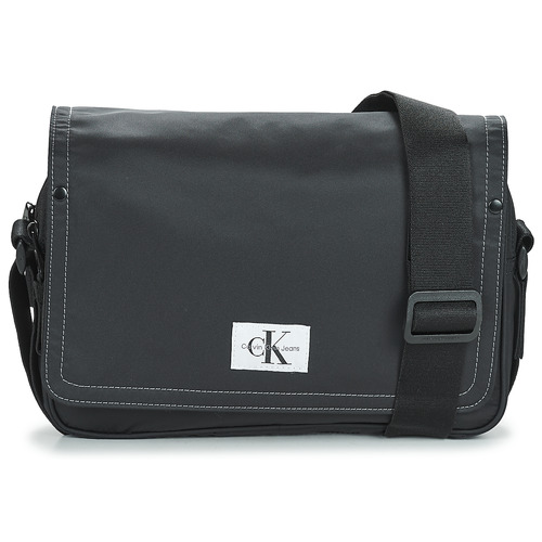 Táskák Férfi Aktatáskák / Irattáskák Calvin Klein Jeans SPORT ESSENTIALS F CAMERABAG29 W Fekete 