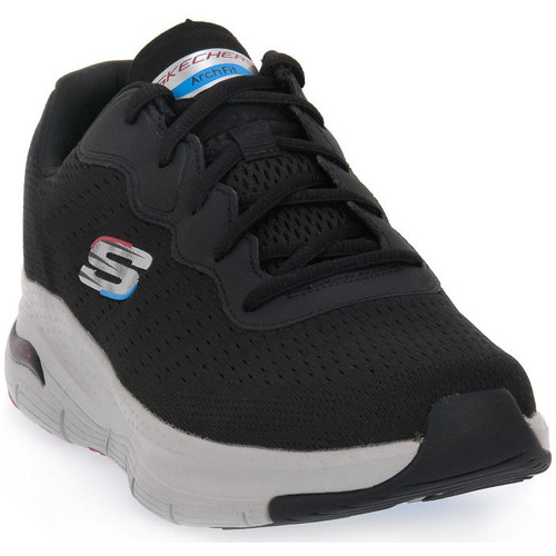 Cipők Férfi Futócipők Skechers BLK ARCH FIT Fekete 