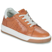 Shoes Boy Low top trainers Citrouille et Compagnie JISTOL Camel