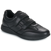 Shoes Men Low top trainers Geox U SPHERICA EC2 Black