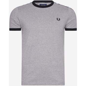 Textiel Heren T-shirts & Polo’s Fred Perry Taped ringer t-shirt Grijs