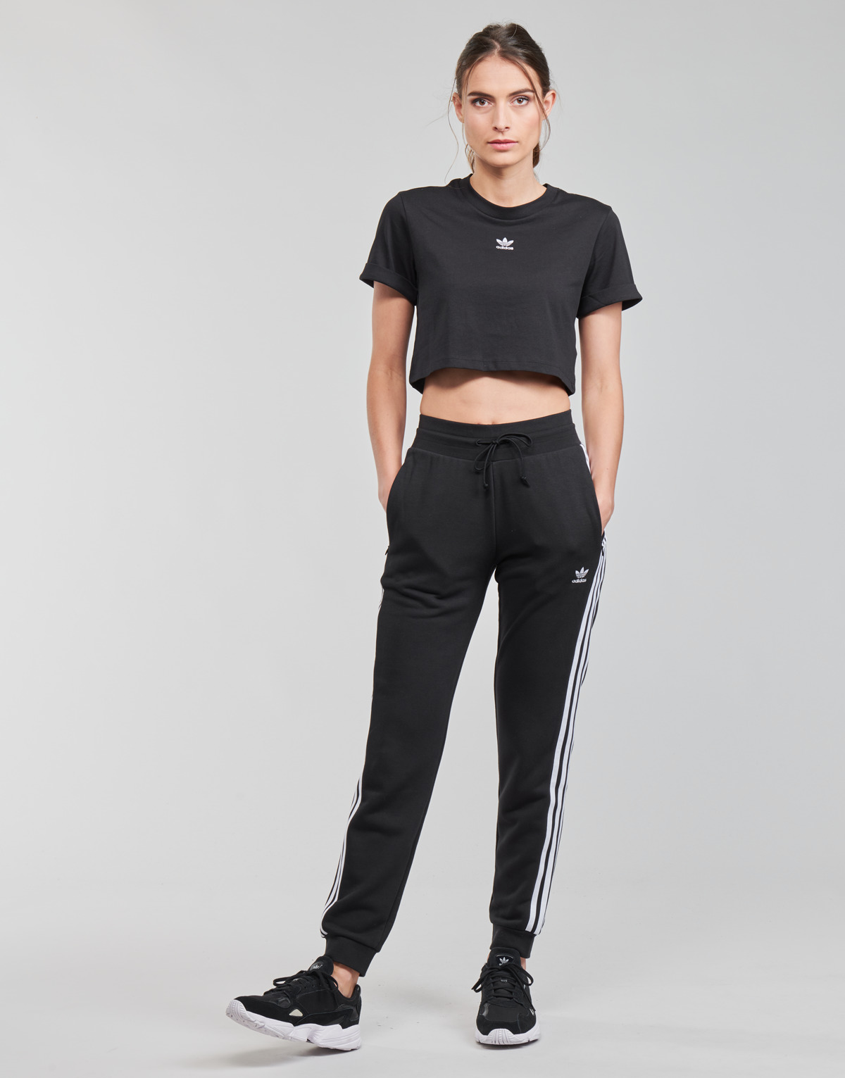 Textil Mulher Calças de treino adidas Originals SLIM PANTS Preto