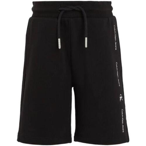 Textil Rapaz Shorts / Bermudas Calvin Klein Jeans  Preto