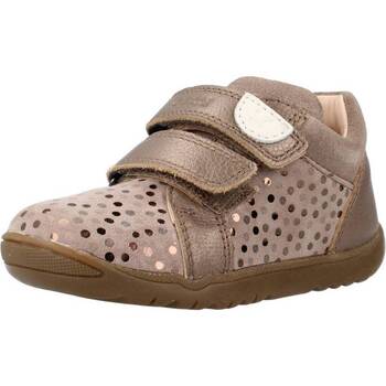 Pantofi Fete Pantofi Oxford
 Geox B MACCHIA Maro