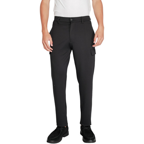 Îmbracaminte Bărbați Pantaloni  Calvin Klein Jeans COMFORT KNIT TAPERED K10K113487 Negru