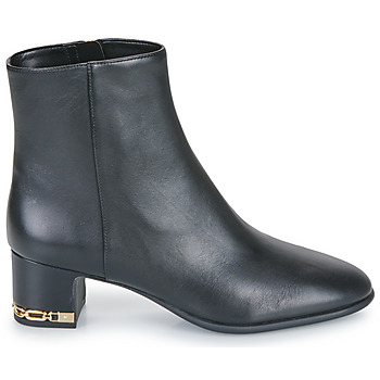 MICHAEL Michael Kors JUNE FLEX MID BOOTIE