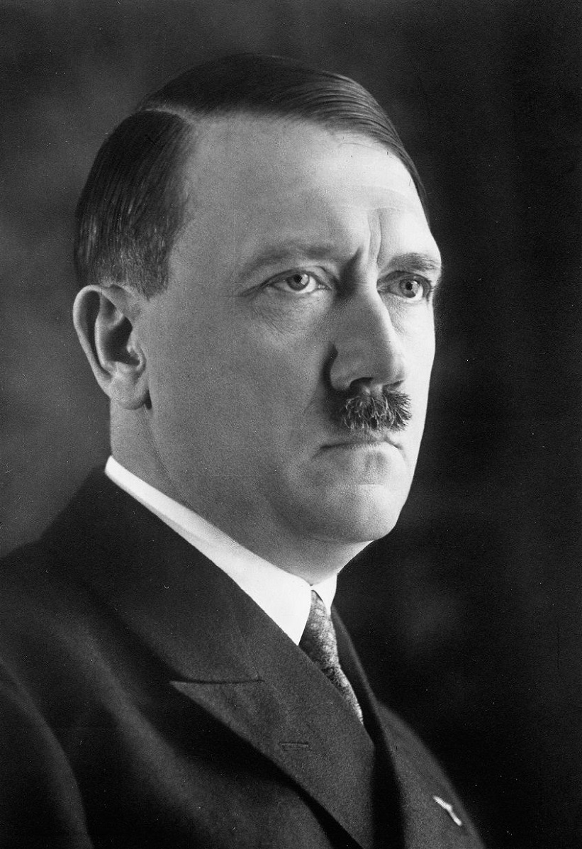   Adolf Hitler, 1934, Quelle: Bayerische Staatsbibliothek München, Bildarchiv, Fotoarchiv Hoffmann, https://bildarchiv.bsb-muenchen.de)