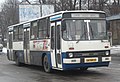 Ikarus 263.10. Отличается от своего предшественника Ikarus 260 наличием двух коротких оконных секций, размещённых после передней и после задней дверей.